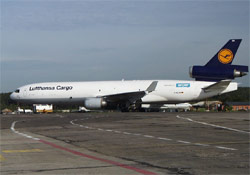 ������� MD-11 ������������ ��������� ����� � ��������� ���������� ����������